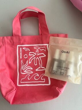 Ouai pink mini tote bag + Discovery Mists